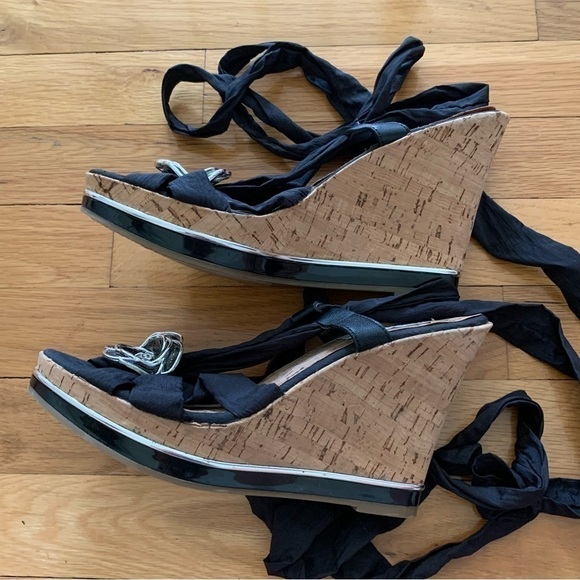 Zigi New York Black Satan Ankle Wrap Wedge Sandals with Silver Rosettes - Picture 7 of 10